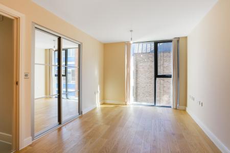 2 bedroom Flat to let in Leapale Lane, Guildford, GU1