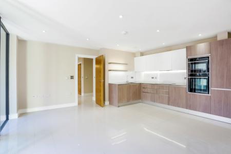 2 bedroom Flat to let in Leapale Lane, Guildford, GU1