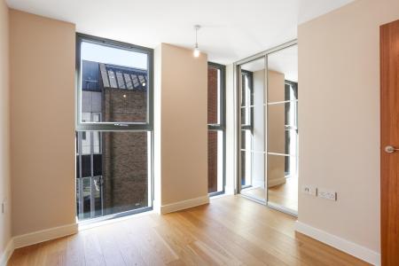 2 bedroom Flat to let in Leapale Lane, Guildford, GU1