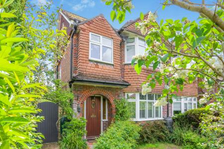Manor Road, Stoughton, Guildford, GU2