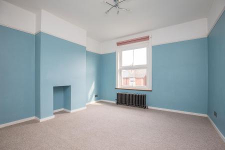 2 bedroom Terraced House for sale in Ludlow Road, Town Centre, Guildford, GU2