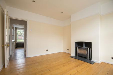 2 bedroom Terraced House for sale in Ludlow Road, Town Centre, Guildford, GU2