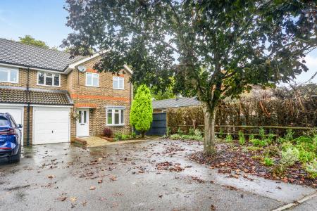 South Road, Bisley, GU24