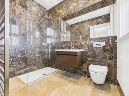 2 bedroom Apartment to let in Ripon Road, Harrogate, HG1