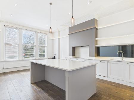2 bedroom Apartment to let in Ripon Road, Harrogate, HG1