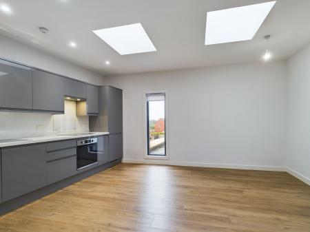 2 bedroom Flat to let in Ripon Road, Killinghall, HG3