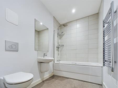 2 bedroom Flat to let in Ripon Road, Killinghall, HG3