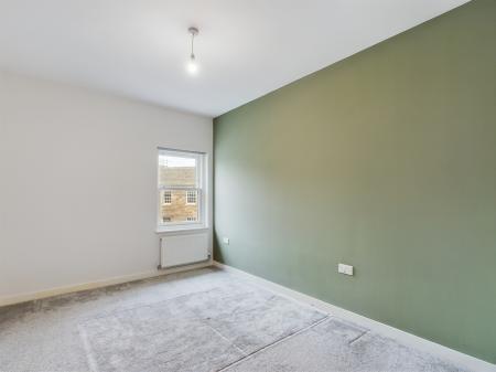 2 bedroom Flat to let in Ripon Road, Killinghall, HG3