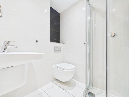 2 bedroom Apartment to let in Waterside, Knaresborough, HG5