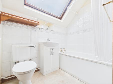 2 bedroom Flat to let in Spring Grove, Harrogate, HG1