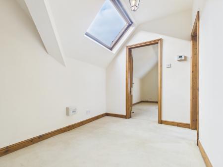 2 bedroom Flat to let in Spring Grove, Harrogate, HG1