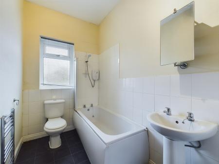 1 bedroom Duplex to let in Park Avenue, Knaresborough, HG5