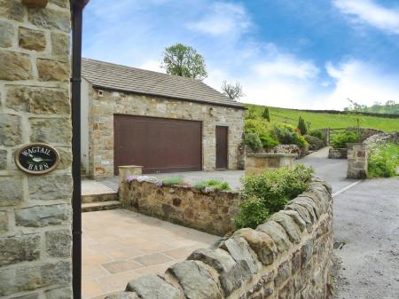 5 bedroom Barn Conversion to let in Fringill Lane, Darley, HG3