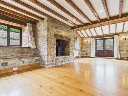 5 bedroom Barn Conversion to let in Fringill Lane, Darley, HG3