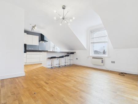 1 bedroom Flat to let in Heywood Road, Harrogate, HG2