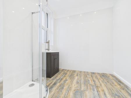 2 bedroom Flat to let in Ripon Road, Harrogate, HG1