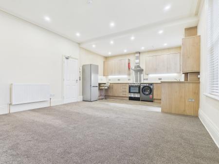 2 bedroom Flat to let in Ripon Road, Harrogate, HG1