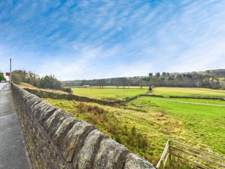 2 bedroom Terraced House to let in Pudsey Terrace, Low Laithe, HG3