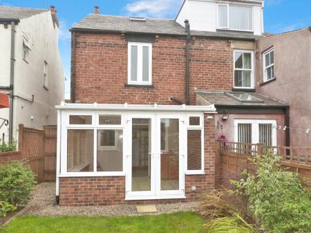 3 bedroom End of terrace house to let in Alexandra Grove, Knaresborough, HG5