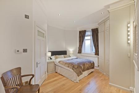 2 bedroom Flat to let in Kent Road, Harrogate, HG1