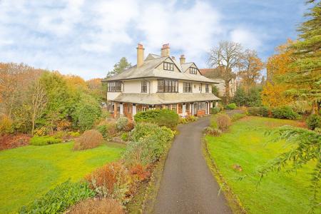 2 bedroom Flat to let in Kent Road, Harrogate, HG1