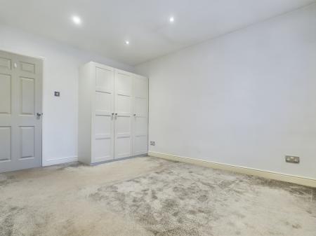 2 bedroom Town house to let in Somerset Road, Harrogate, HG2