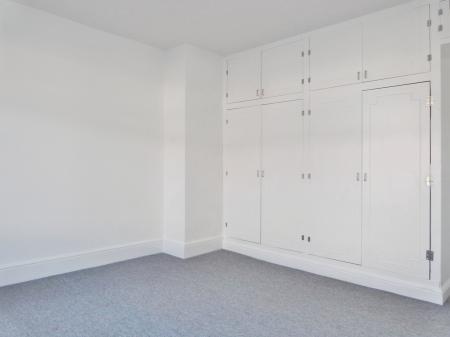 3 bedroom Terraced House to let in Avenue Grove, Starbeck, Harrogate, HG2