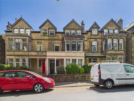 Harlow Moor Drive, Harrogate, HG2
