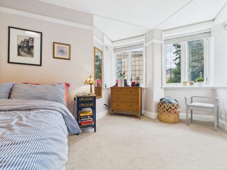 2 bedroom Flat to let in Springfield Avenue, Harrogate, HG1