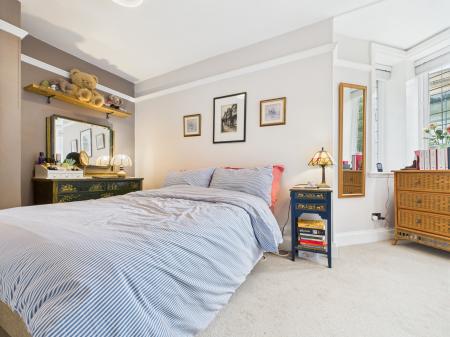 2 bedroom Flat to let in Springfield Avenue, Harrogate, HG1