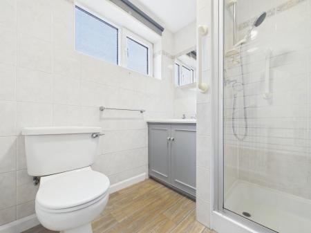 2 bedroom Bungalow to let in Shelley Court, Harrogate, HG1