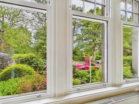 3 bedroom Duplex to let in Harlow Moor Drive, Harrogate, HG2