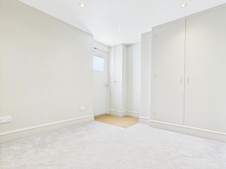 3 bedroom Duplex to let in Harlow Moor Drive, Harrogate, HG2