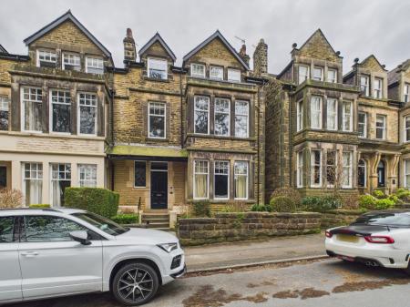 Harlow Moor Drive, Harrogate, HG2