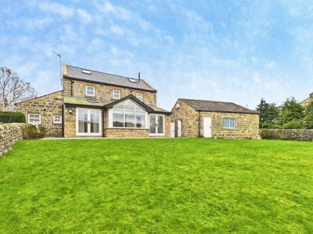 4 bedroom Detached house to let in High Street, Hampsthwaite, HG3