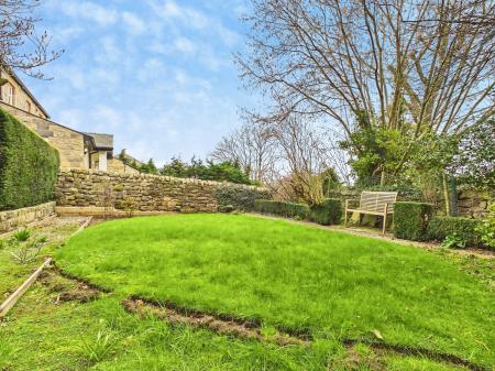 4 bedroom Detached house to let in High Street, Hampsthwaite, HG3