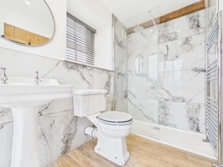 4 bedroom Detached house to let in High Street, Hampsthwaite, HG3