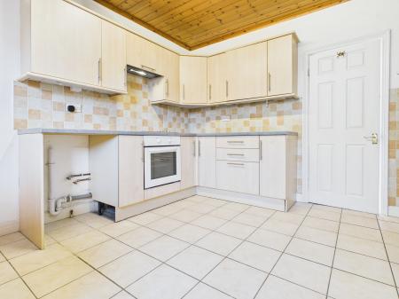 2 bedroom Terraced House to let in Birch Grove, Harrogate, HG1