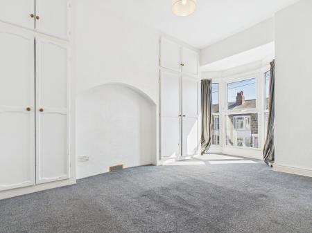 2 bedroom Terraced House to let in Birch Grove, Harrogate, HG1