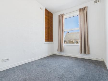 2 bedroom Terraced House to let in Birch Grove, Harrogate, HG1