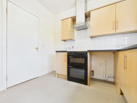 3 bedroom Flat to let in Woodside, Harrogate, HG1
