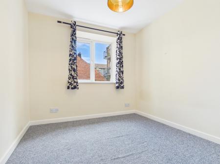 2 bedroom Flat to let in Mowbray Square, Harrogate, HG1