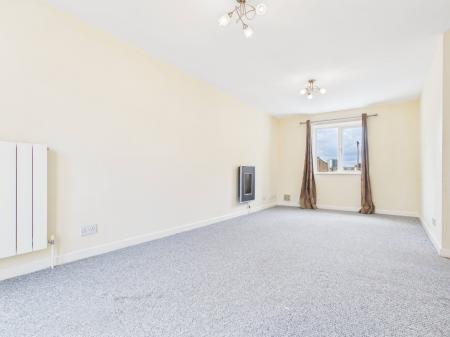 2 bedroom Flat to let in Mowbray Square, Harrogate, HG1