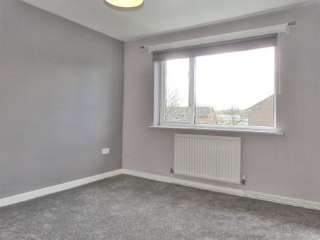 1 bedroom Flat to let in Albany Avenue, Harrogate, HG1