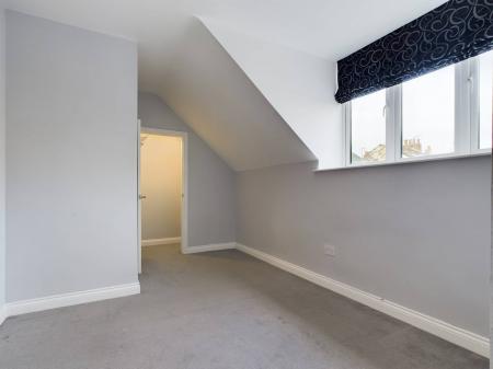 2 bedroom Flat to let in Tower Street, Harrogate, HG1