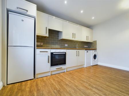 2 bedroom Flat to let in Tower Street, Harrogate, HG1