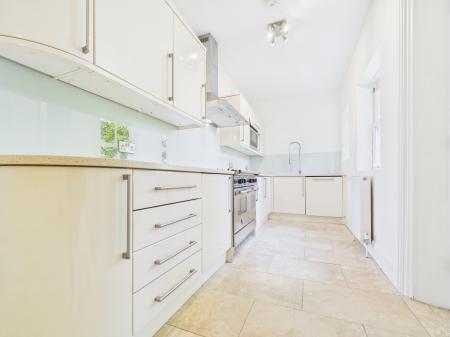 3 bedroom Duplex to let in Lancaster Road, Harrogate, HG2