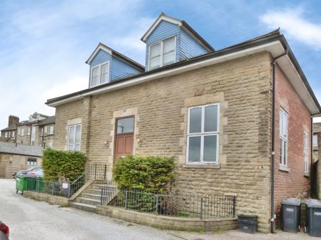 Devonshire Mews, Harrogate, HG1