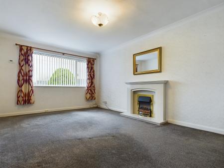 2 bedroom Bungalow to let in Dryden Close, Harrogate, HG1