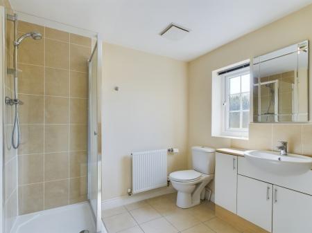 4 bedroom Detached house to let in Bogs Lane, Harrogate, HG1